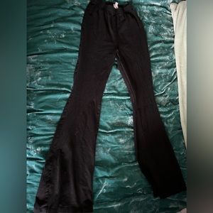 Black flare legging